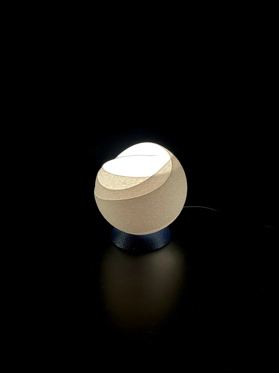 3D Utskrift - 3D Design -3dbutik.se SNÖBOLLSLAMPA (LITEN)..